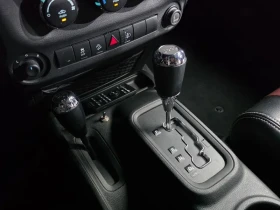 Jeep Wrangler  (Jk) 3.6 Sports 2-Door, снимка 9