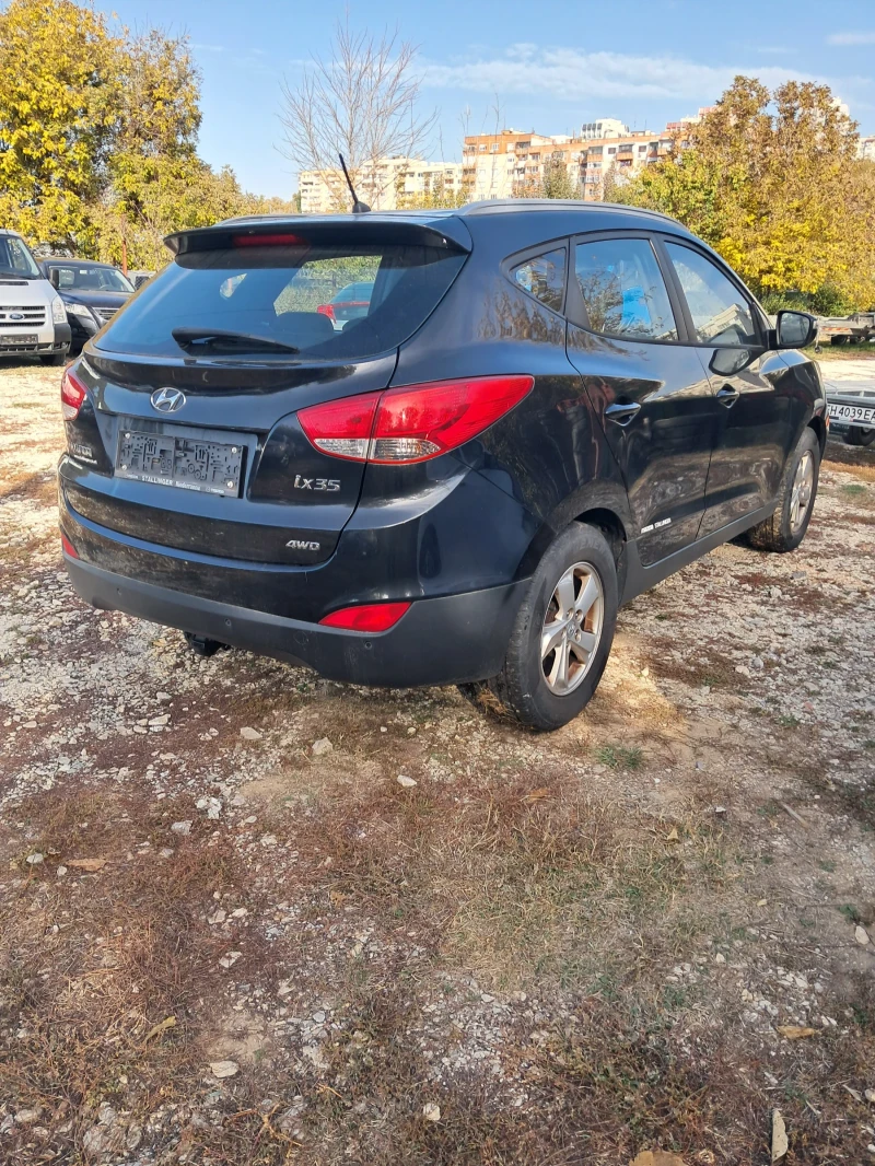 Hyundai IX35 2.0 140к.с , снимка 5 - Автомобили и джипове - 47743558