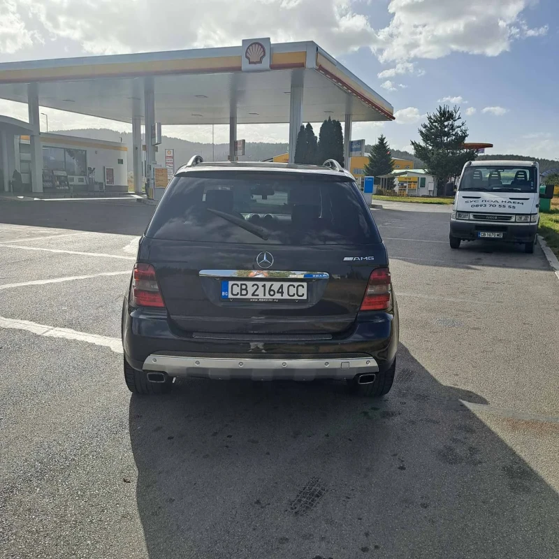 Mercedes-Benz ML 320, снимка 5 - Автомобили и джипове - 49599754