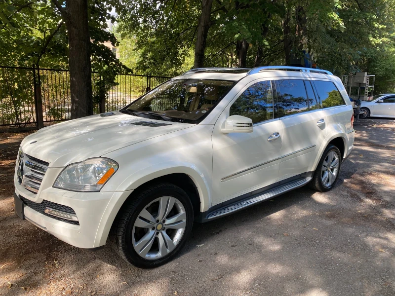 Mercedes-Benz GL 500 Grand Edition GL550, снимка 3 - Автомобили и джипове - 52103535