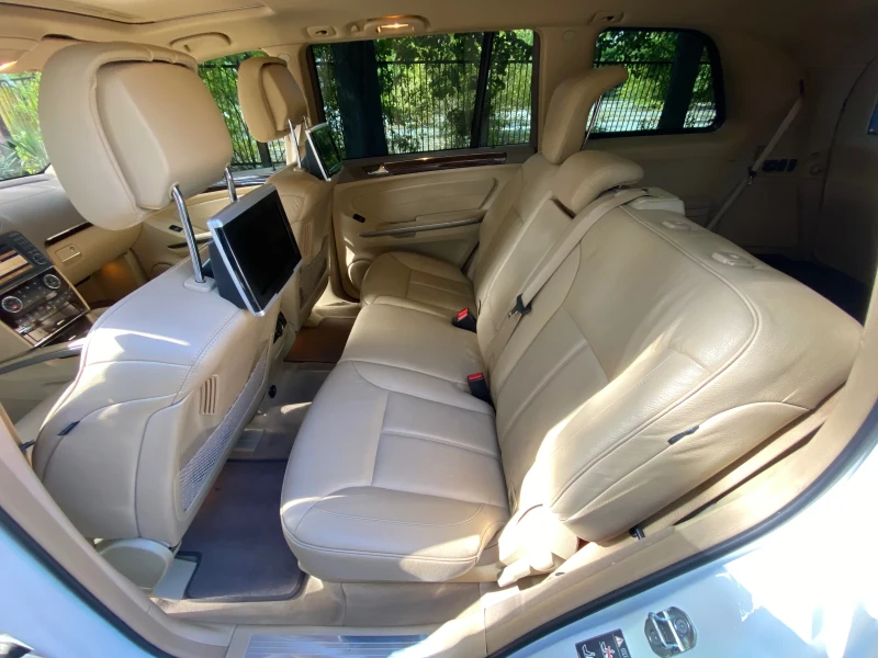 Mercedes-Benz GL 500 Grand Edition GL550, снимка 9 - Автомобили и джипове - 52103535