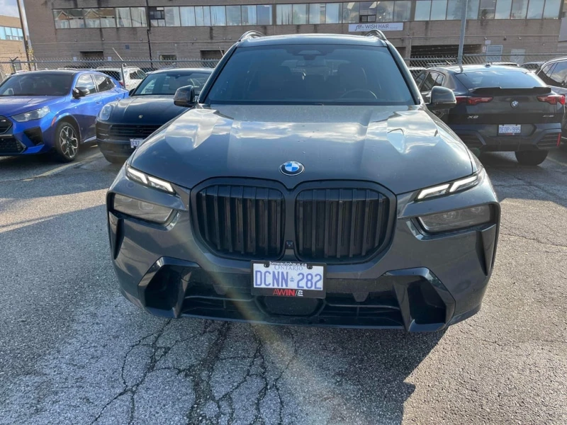 BMW X7 * xDrive40i * CARFAX * БЕЗ ПЪРВОНАЧАЛНА ВНОСКА, снимка 3 - Автомобили и джипове - 52779611