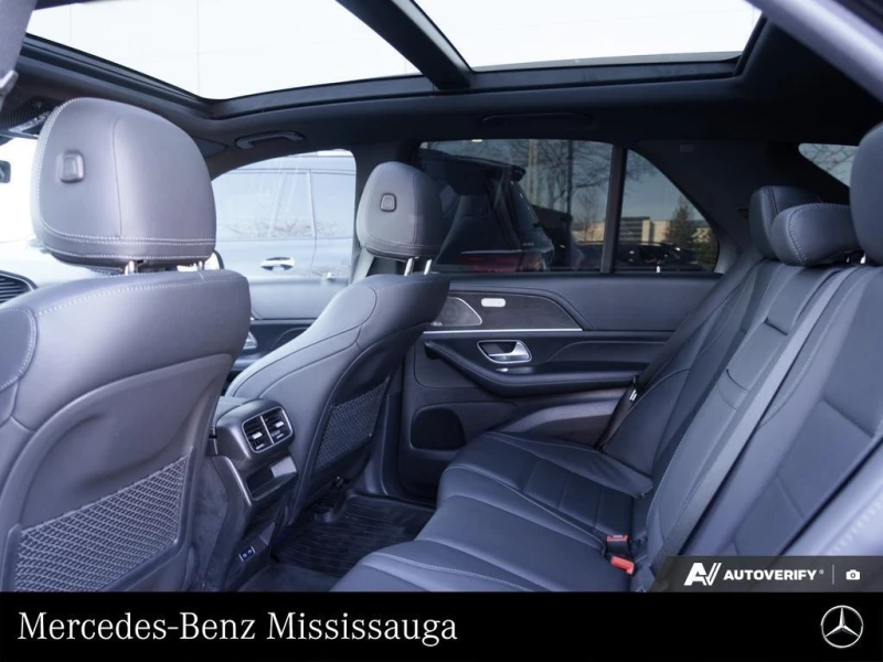 Mercedes-Benz GLE * 4MATIC  Intelligent Drive Package * CARFAX , снимка 17 - Автомобили и джипове - 53043978
