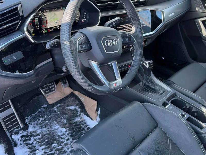 Audi Q3 Technik 45 TFSI quattro * CARFAX * ПОДГРЕВИ, снимка 7 - Автомобили и джипове - 53302414