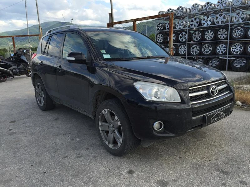 Toyota Rav4 -НА ЧАСТИ, снимка 8 - Автомобили и джипове - 10790587