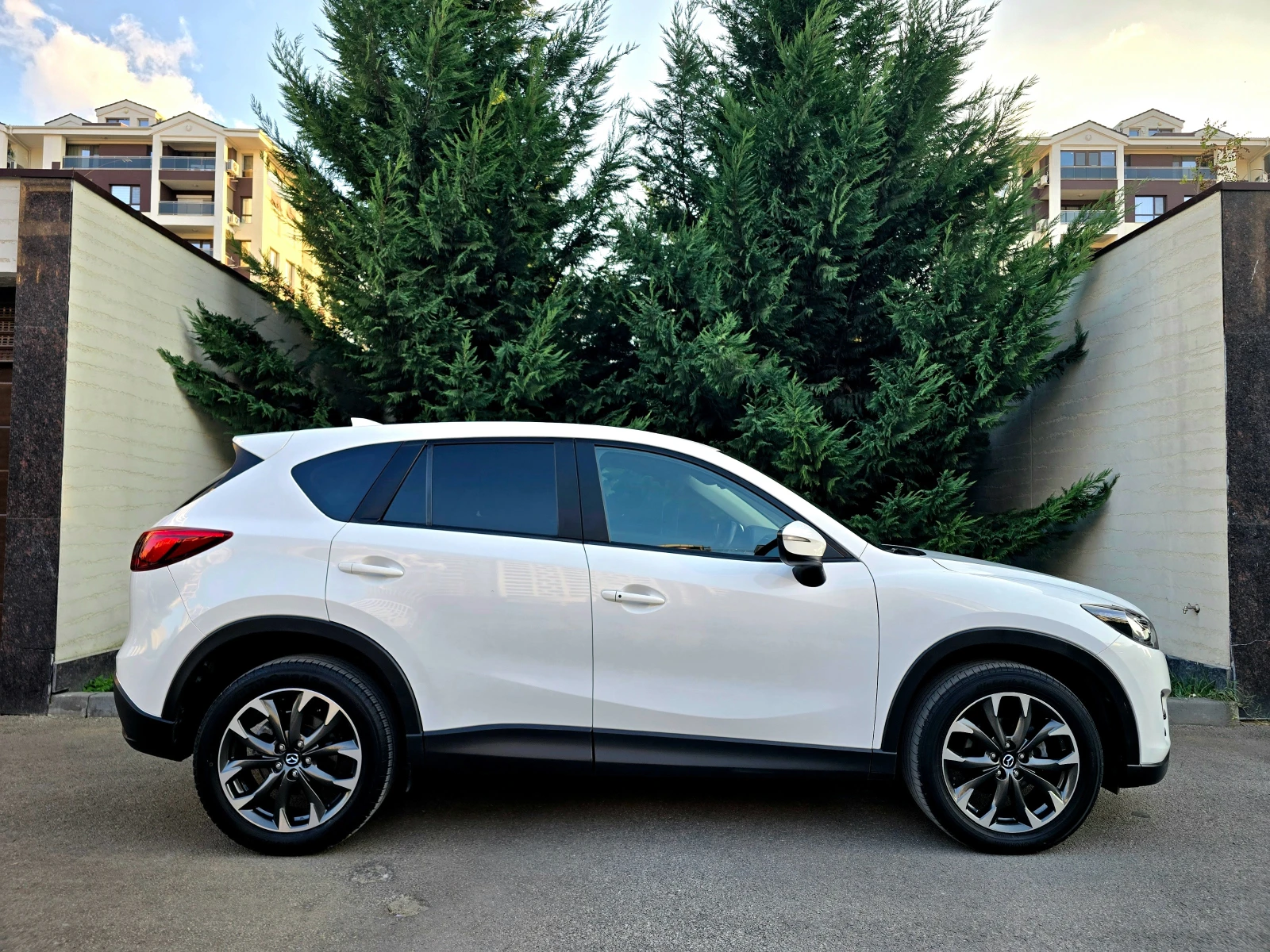 Mazda CX-5 2.0 PREMIUM-FULL-4x4 - изображение 4