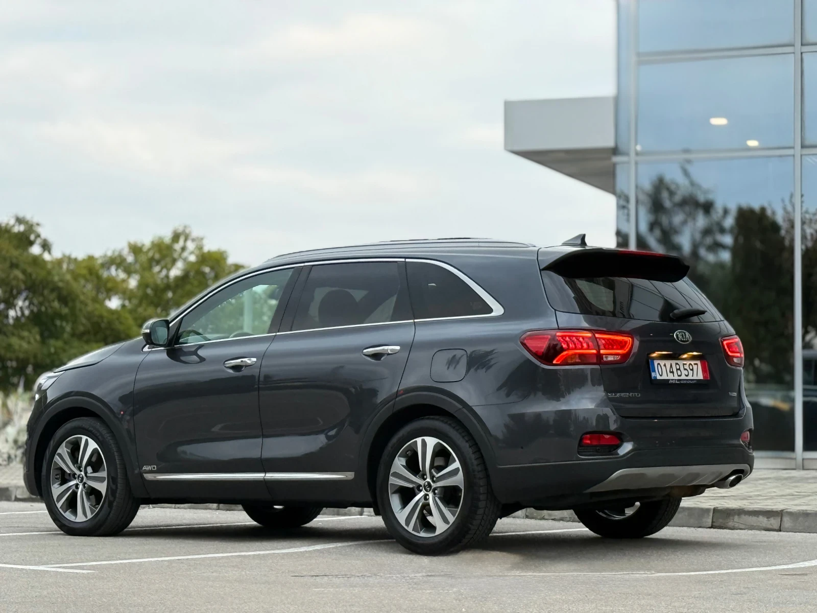 Kia Sorento Platinum - AWD 8 скорости  - изображение 5