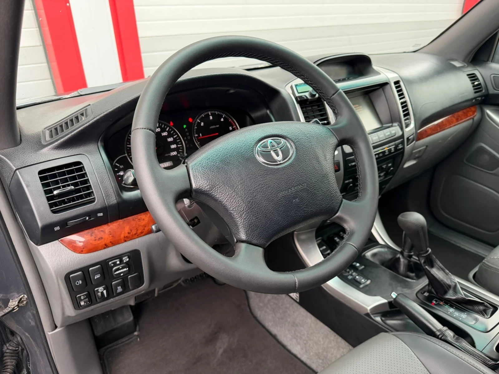 Toyota Land cruiser 3.0D-4D FACE LIFT AUTOMATIK NAVI LEDER WEBASTO | Mobile.bg � ����������� 13