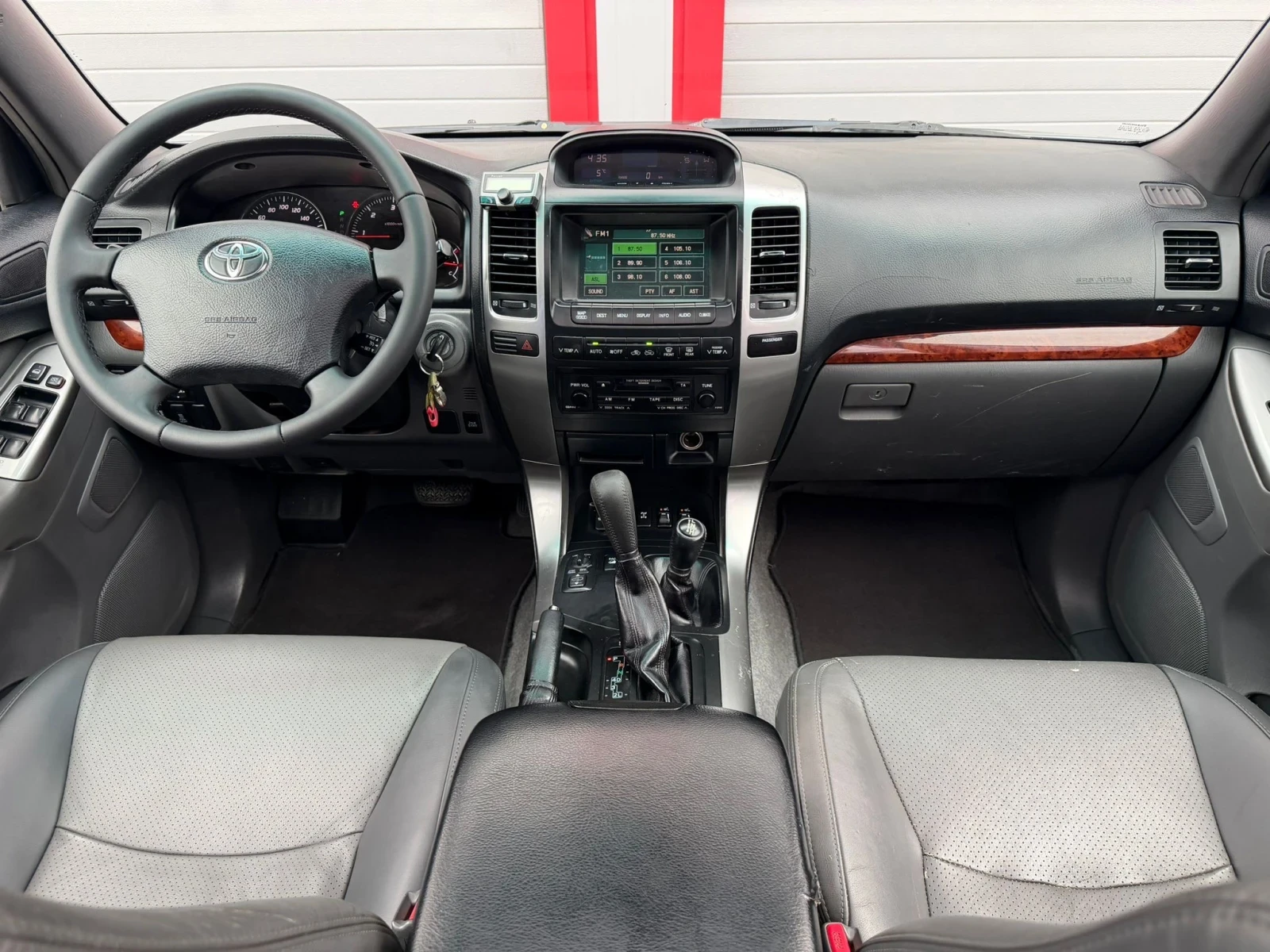 Toyota Land cruiser 3.0D-4D FACE LIFT AUTOMATIK NAVI LEDER WEBASTO | Mobile.bg � ����������� 14