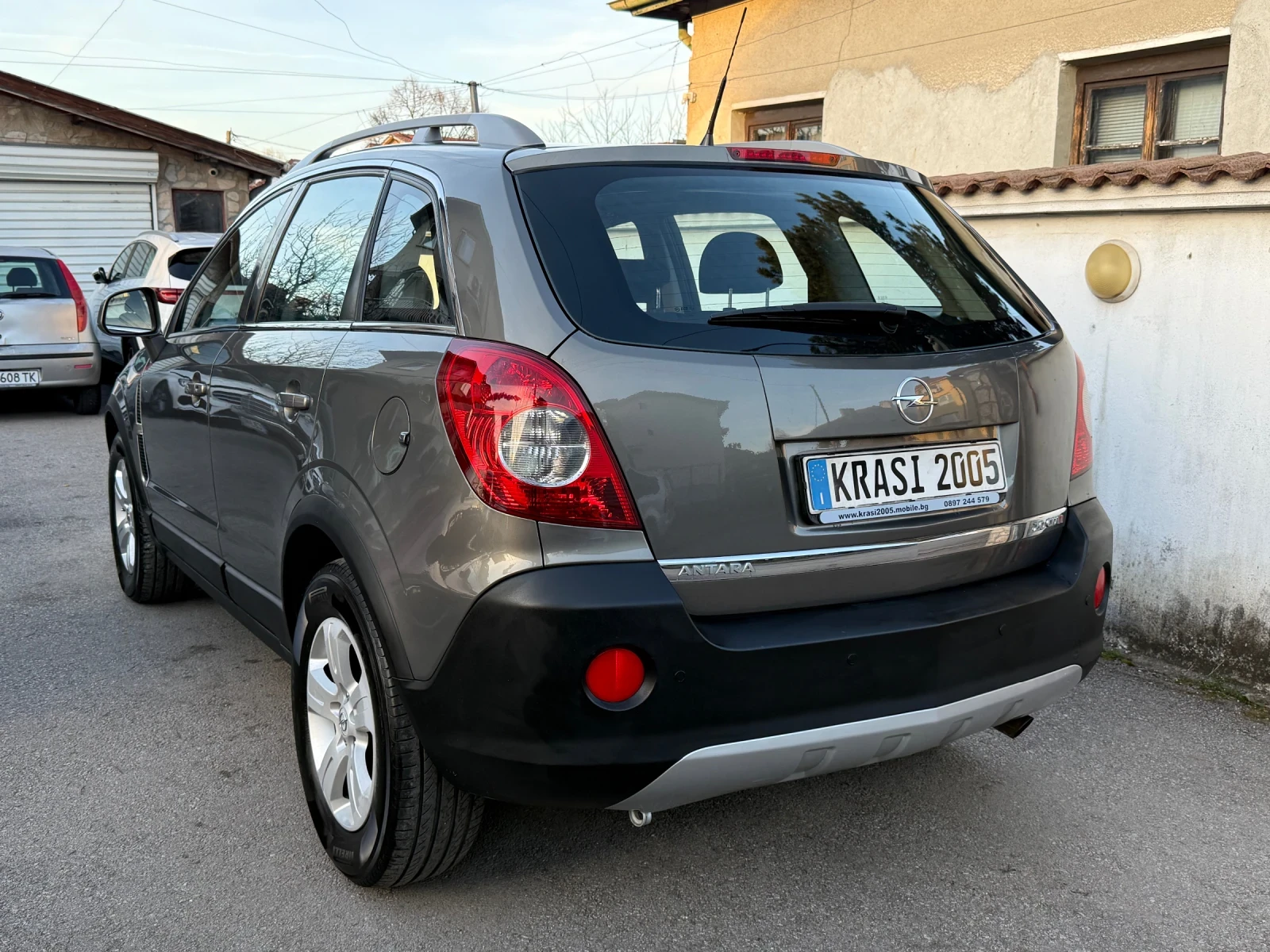 Opel Antara 2.0CDTI NAVI , снимка 4 - Автомобили и джипове - 53774578