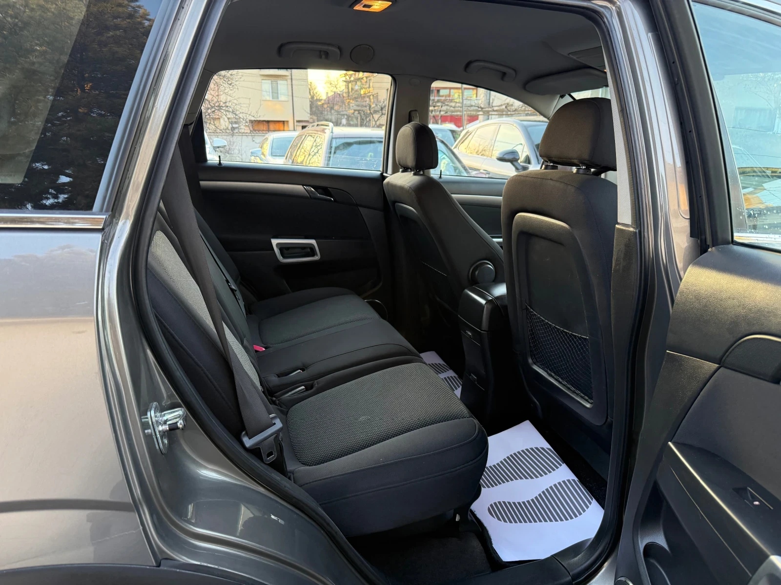 Opel Antara 2.0CDTI NAVI , снимка 14 - Автомобили и джипове - 53774578