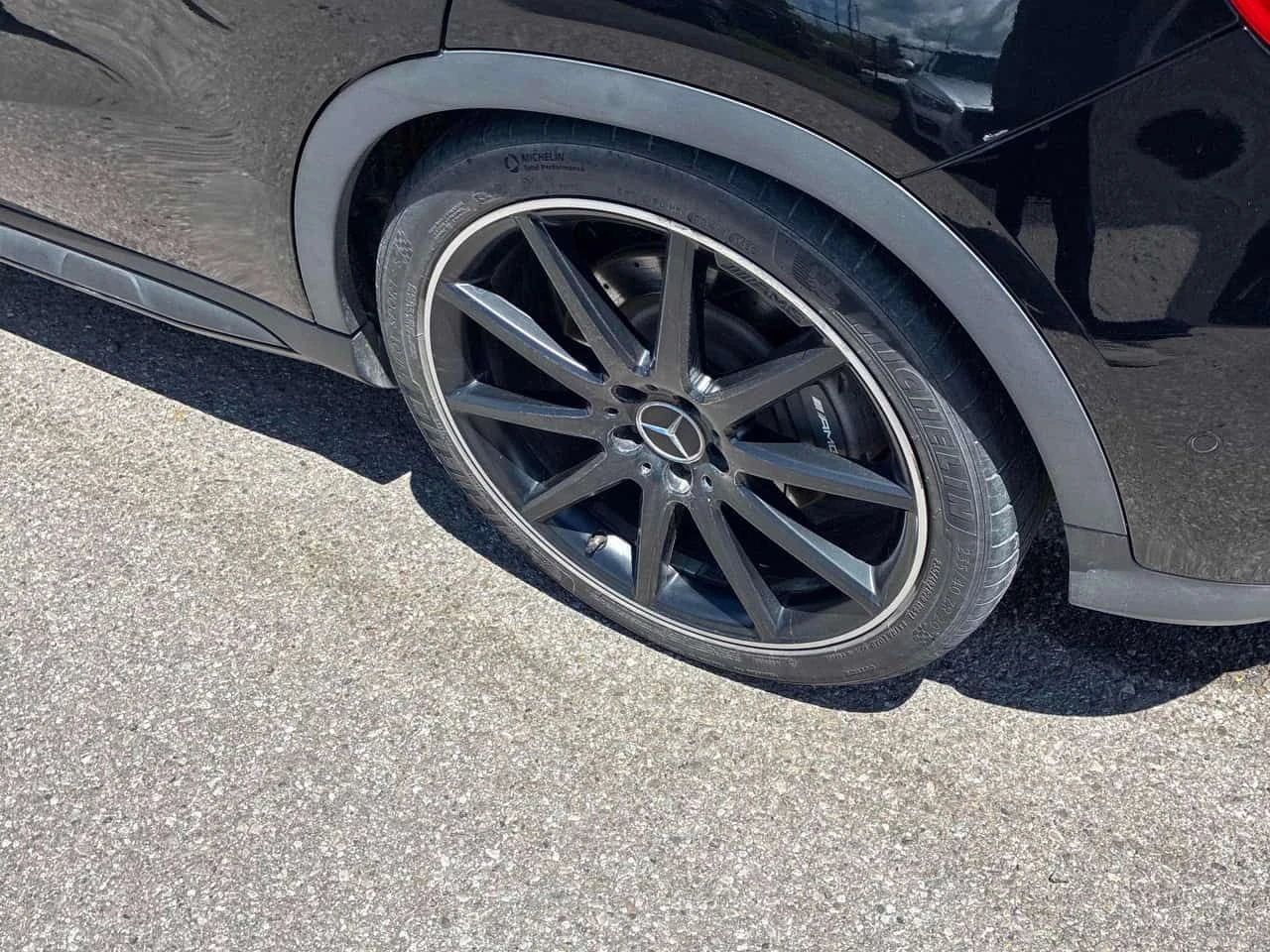 Mercedes-Benz GLA 45 AMG ПАНО/ПОДГРЕВ/КЛИП/CARFAХ/ОТ ПРЕДСТАВИТЕЛСТВО, снимка 13 - Автомобили и джипове - 54974547