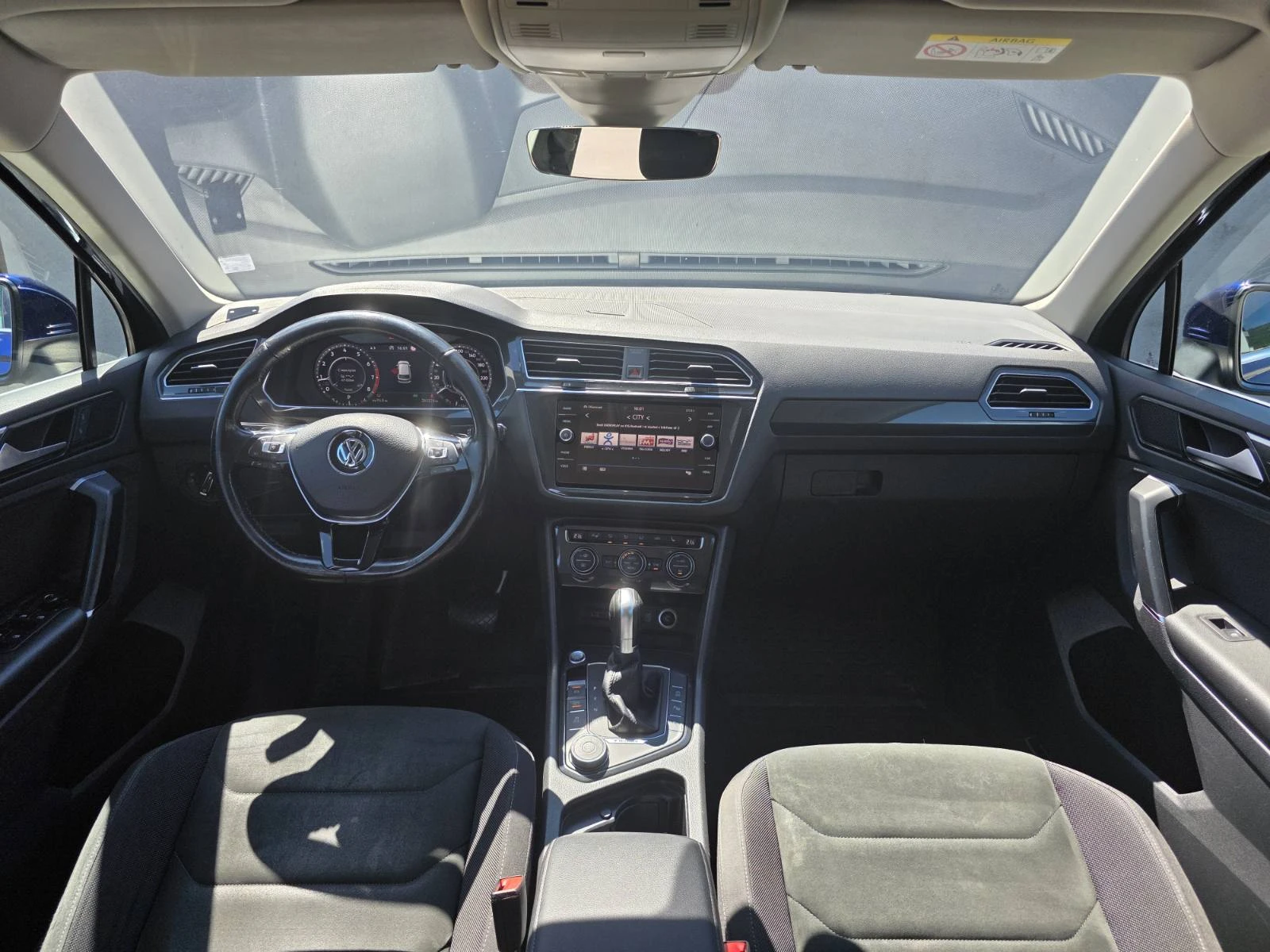 VW Tiguan 2.0 TSI 4MOTION , снимка 9 - Автомобили и джипове - 55242307