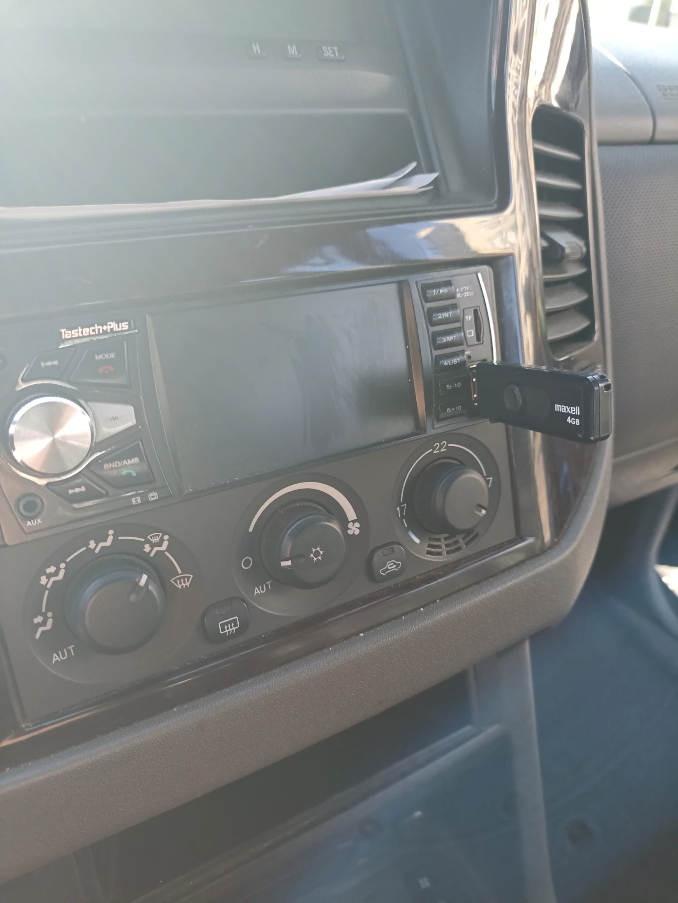 Mitsubishi Pajero 3.2, снимка 4 - Автомобили и джипове - 55795253