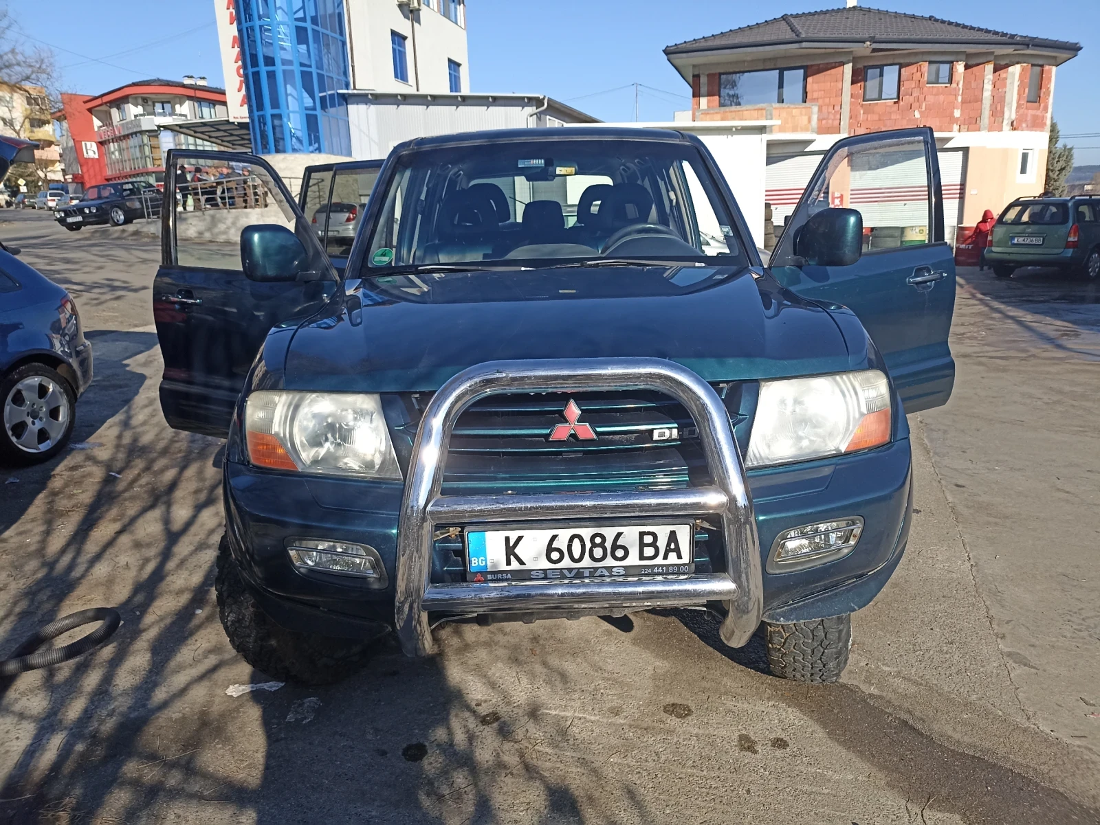 Mitsubishi Pajero 3.2, снимка 8 - Автомобили и джипове - 55795253