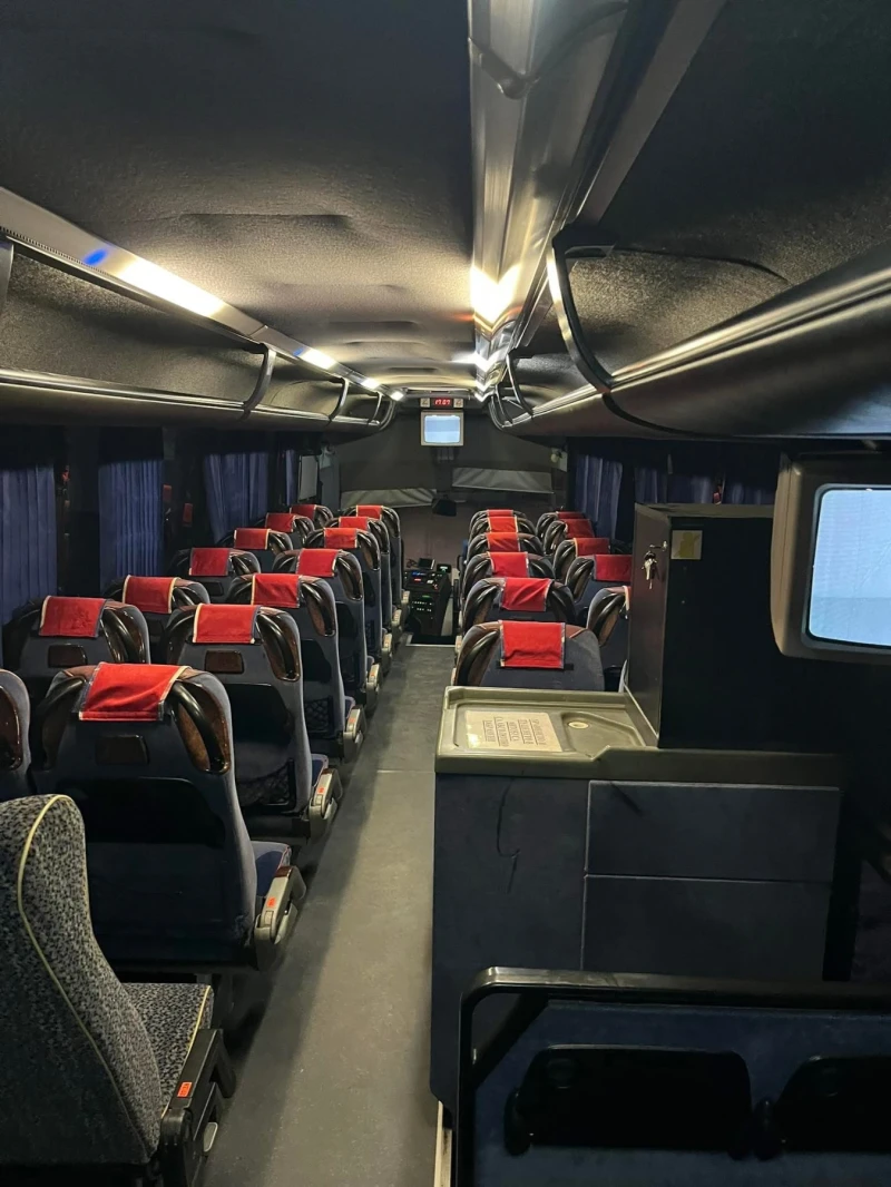 Bova Futura FHD 13380 Туристически автобус, снимка 4 - Бусове и автобуси - 52528711