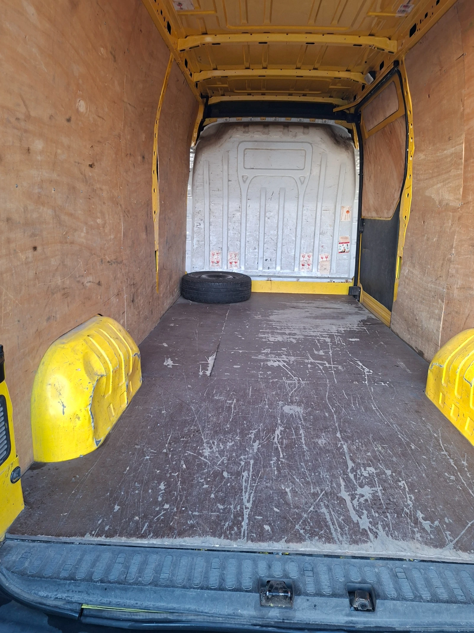 Renault Master Товарен , снимка 3 - Бусове и автобуси - 54858583
