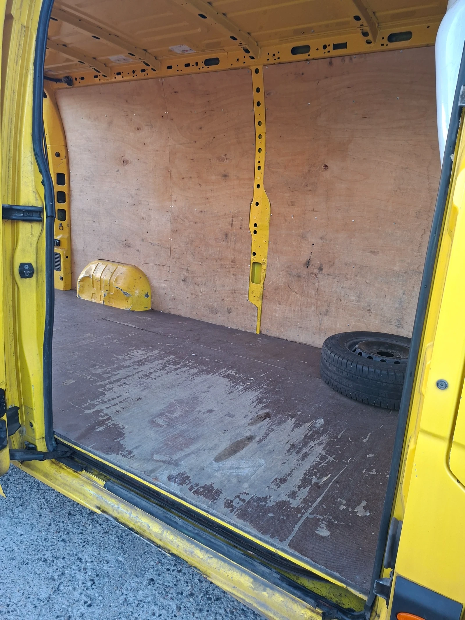 Renault Master Товарен , снимка 2 - Бусове и автобуси - 54858583