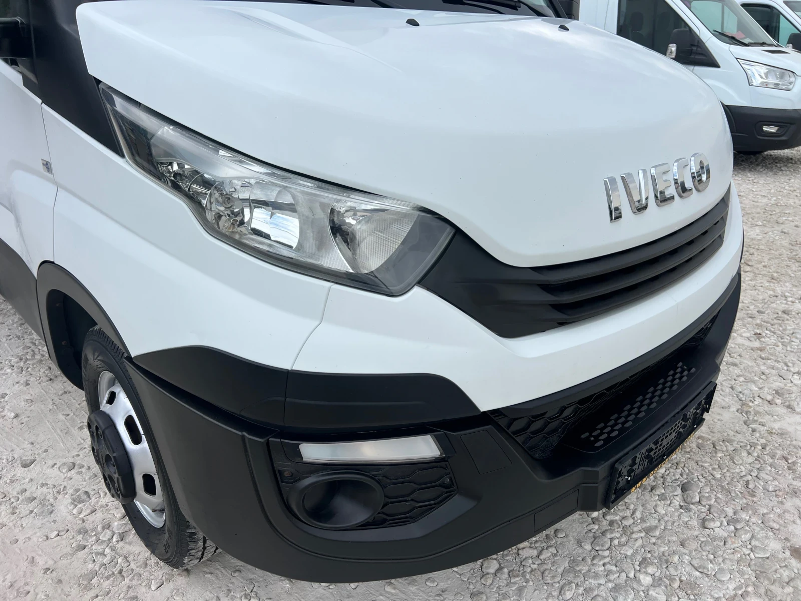 Iveco Daily 35-140 ПАДАЩ БОРД, снимка 4 - Бусове и автобуси - 55930317