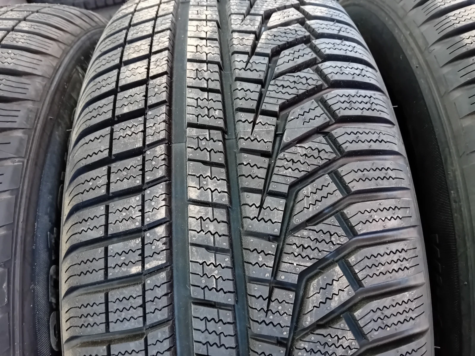  235/60R16 | Mobile.bg   4