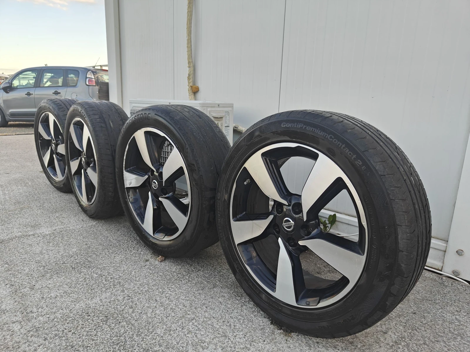 Гуми с джанти Continental 215/55R18, снимка 2 - Гуми и джанти - 54608686