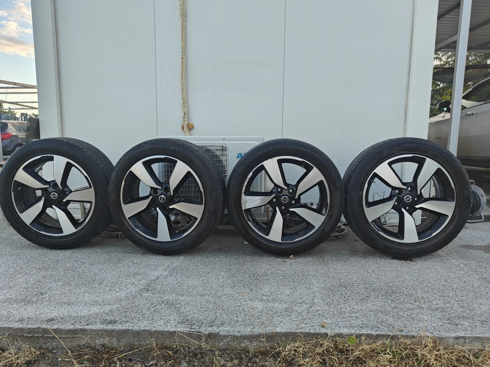 Гуми с джанти Continental 215/55R18, снимка 3 - Гуми и джанти - 54608686