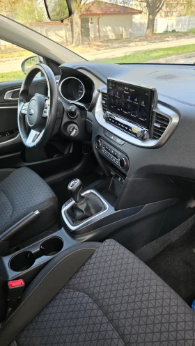 Kia Ceed 1.4MPI 100кс ЗаводскаГаз.Перфектна!!!, снимка 9