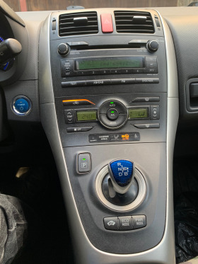 Toyota Auris Hybrid 1.8, снимка 9