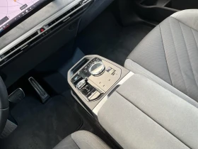 BMW iX M70/xDrive/B&W/PANO SKY/ICONIC GLOW/ - 85980 € / 168162.26 лв. - 93785142 8