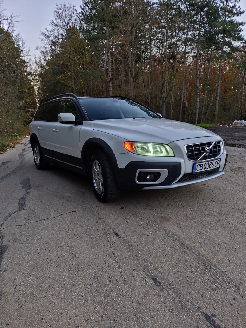 Volvo Xc70 2.4 D5 185kc, снимка 3 - Автомобили и джипове - 48550775