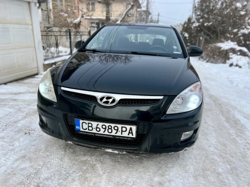 Hyundai I30 1.6 122к.с. Сменена верига и съединител, снимка 3 - Автомобили и джипове - 48819524