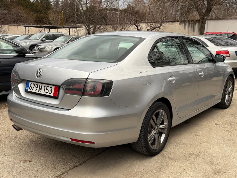 VW Jetta 2.0 115 коня, снимка 4 - Автомобили и джипове - 48964903