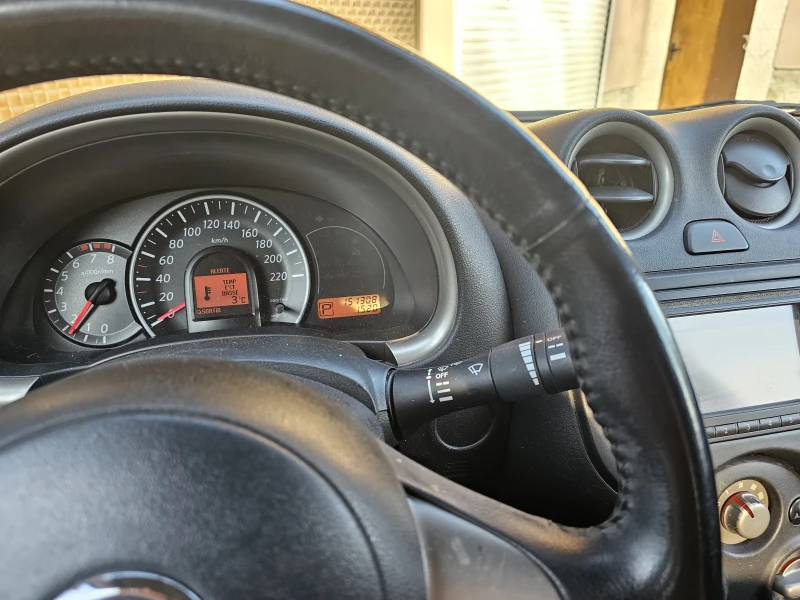 Nissan Micra, снимка 6 - Автомобили и джипове - 49040543