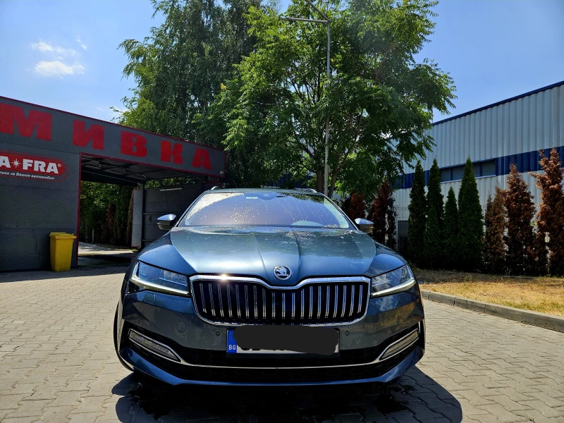 Skoda Superb 3, Facelift, 2.0 TDI, DSG, L&K, DCC, Keyless, снимка 2 - Автомобили и джипове - 51141406