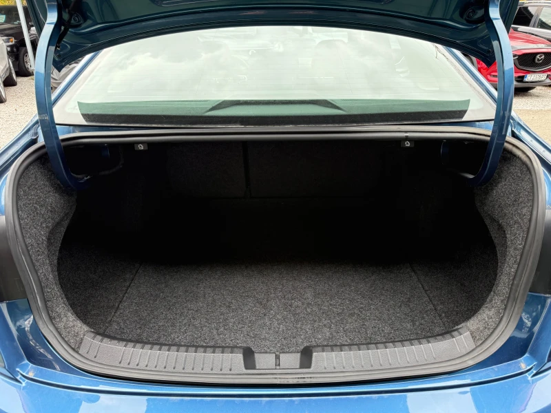 VW Jetta 1.4 TSI, снимка 17 - Автомобили и джипове - 52336755