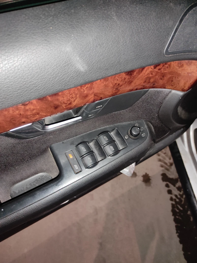 Audi A4 1.9TDI QUATTRO 6ск, снимка 9 - Автомобили и джипове - 52632767