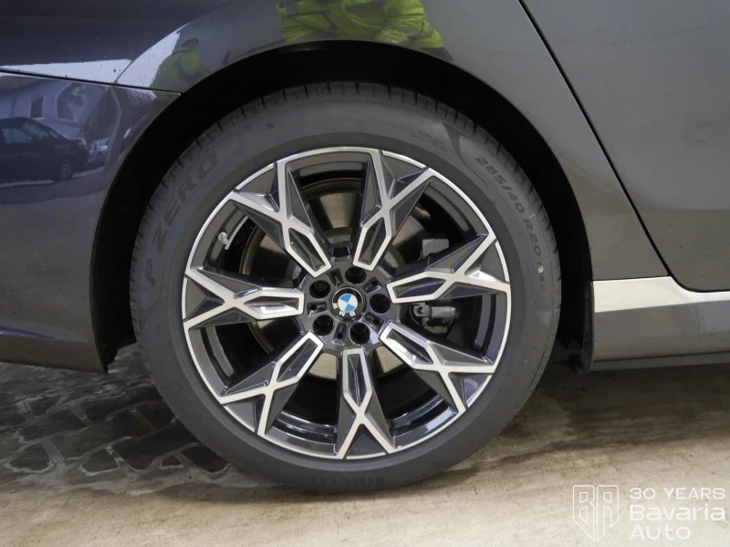 BMW 750 e xDrive Sportautomatic, снимка 17 - Автомобили и джипове - 52727866