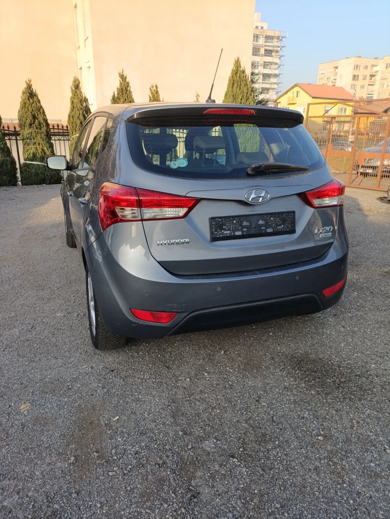Hyundai Ix20 1.4tdi Euro 5, снимка 5 - Автомобили и джипове - 52886037