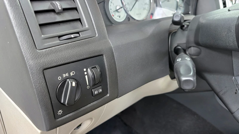 Chrysler 300c 3.0 Diesel autogeorge.com, снимка 15 - Автомобили и джипове - 53315632
