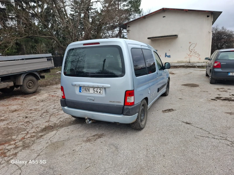 Peugeot Partner 1.6HDI, снимка 4 - Автомобили и джипове - 53500381