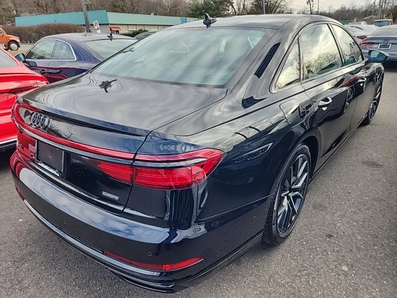 Audi A8 L* Обдухване* Масажи* 22* B&O* Soft* Valcona* 360*, снимка 4 - Автомобили и джипове - 53525822