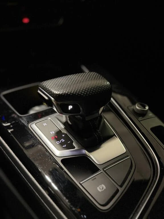 Audi A5 * S-Line* * HeadUp* AвтоКредит* (ЦЕНА ДО БГ), снимка 13 - Автомобили и джипове - 53861207