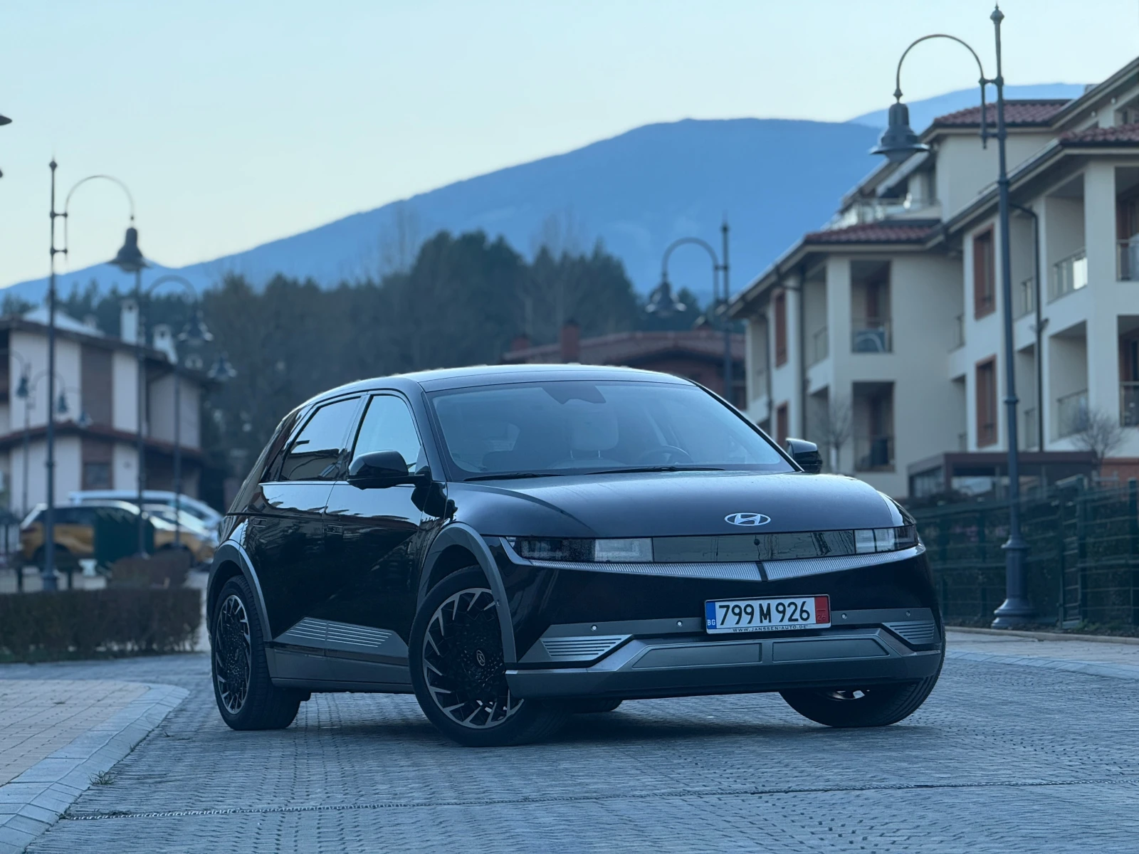 Hyundai Ioniq 5 77kWh Uniq AWD, снимка 1