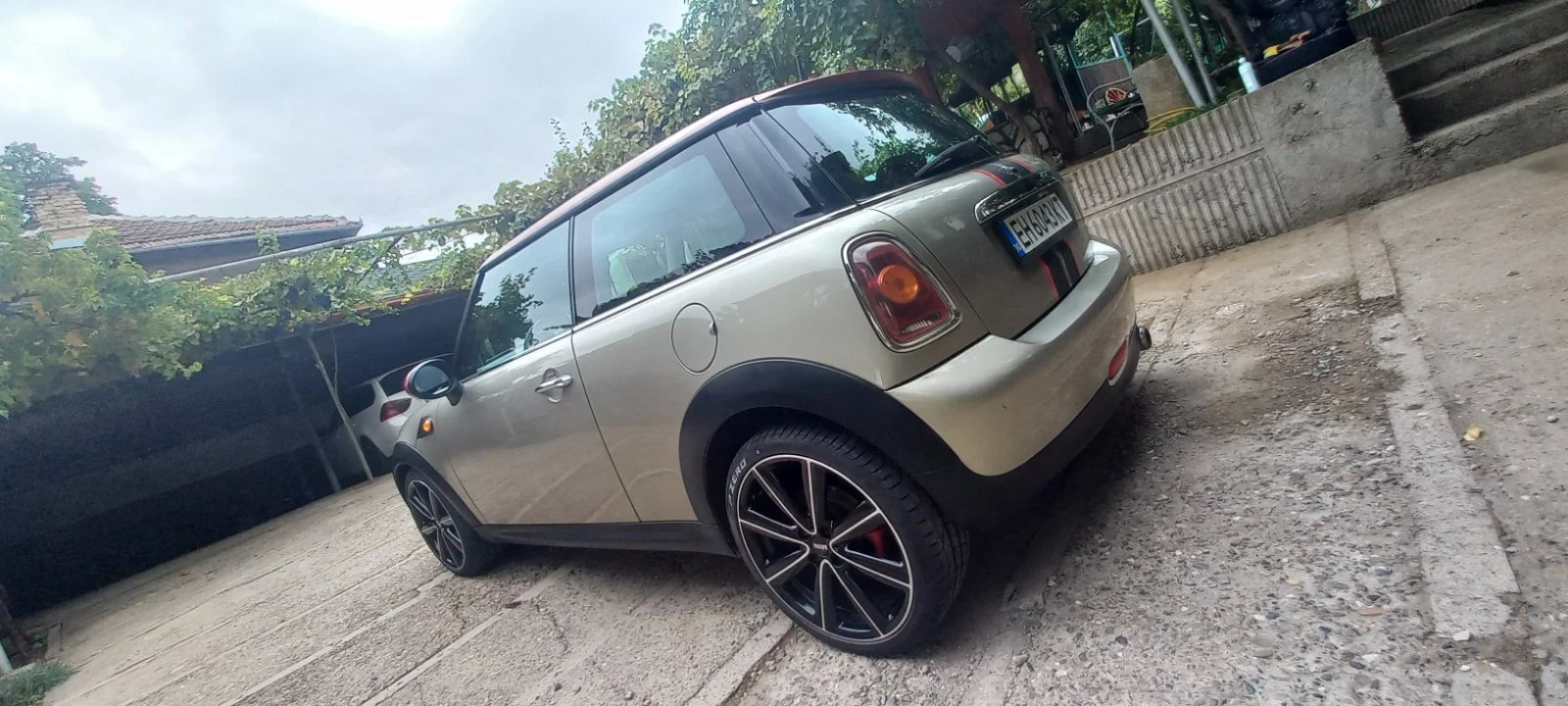 Mini One 1.4 бензин - изображение 2