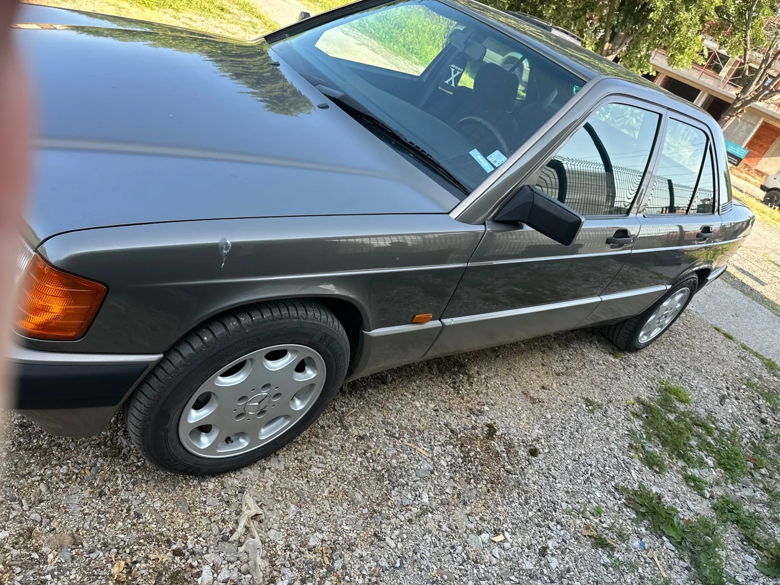 Mercedes-Benz 190  - изображение 2