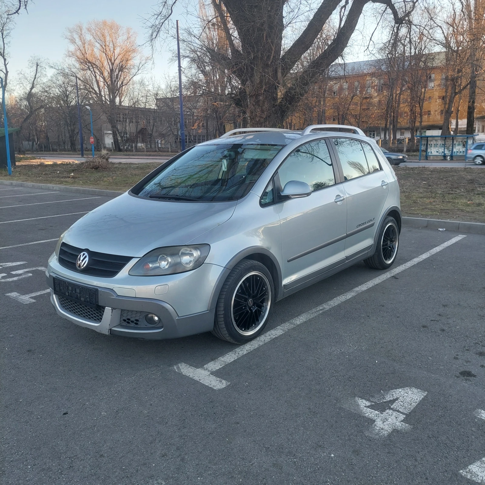 VW Golf Plus 1.9TDI CROSS - [1] 