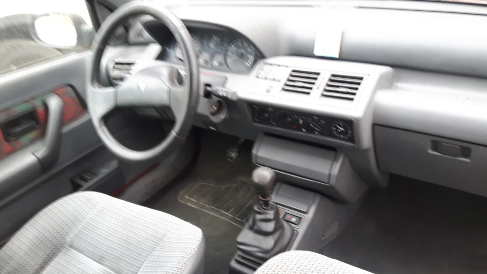 Renault Clio | Mobile.bg — изображение 11