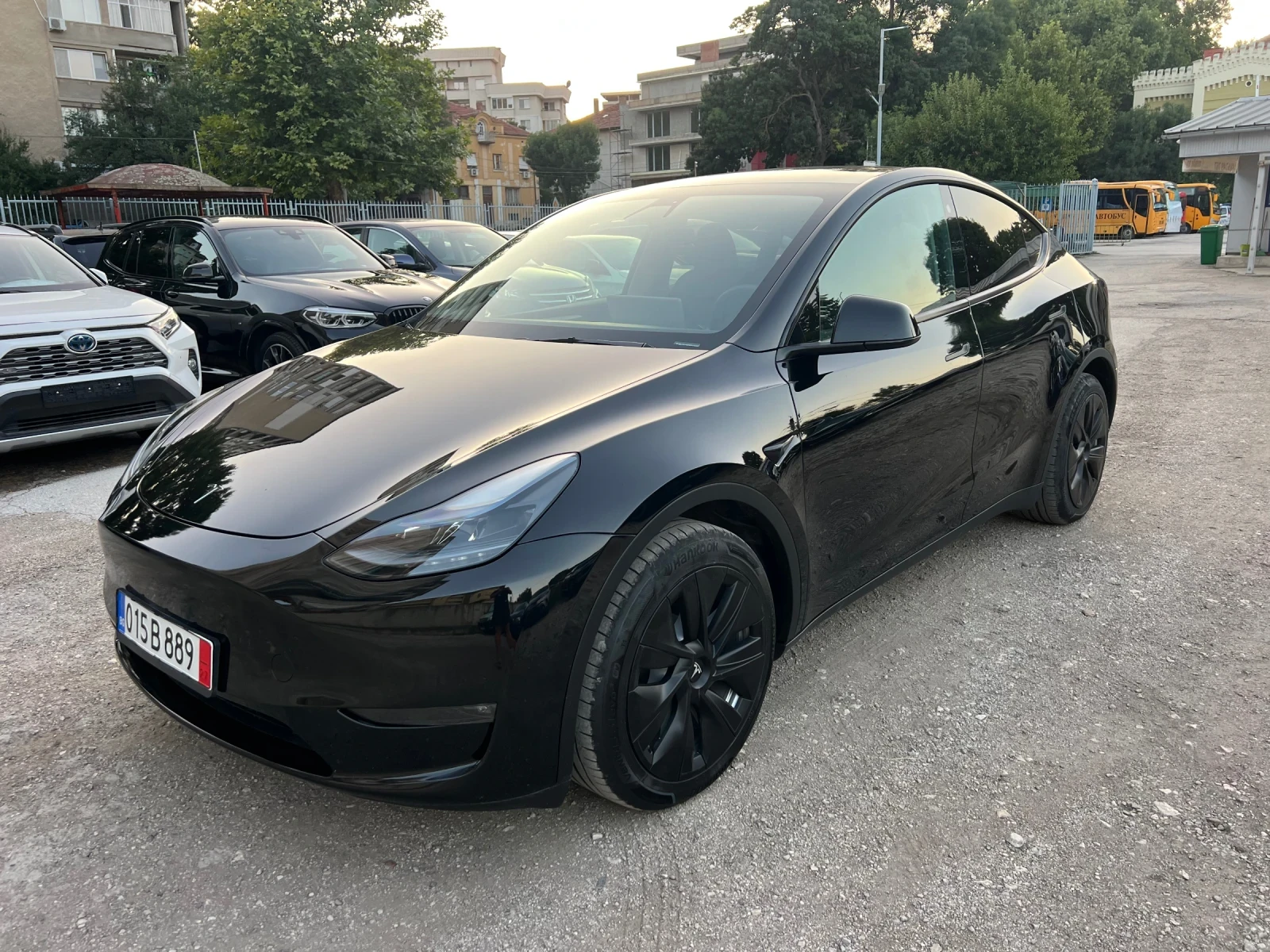 Tesla Model Y | Mobile.bg   1