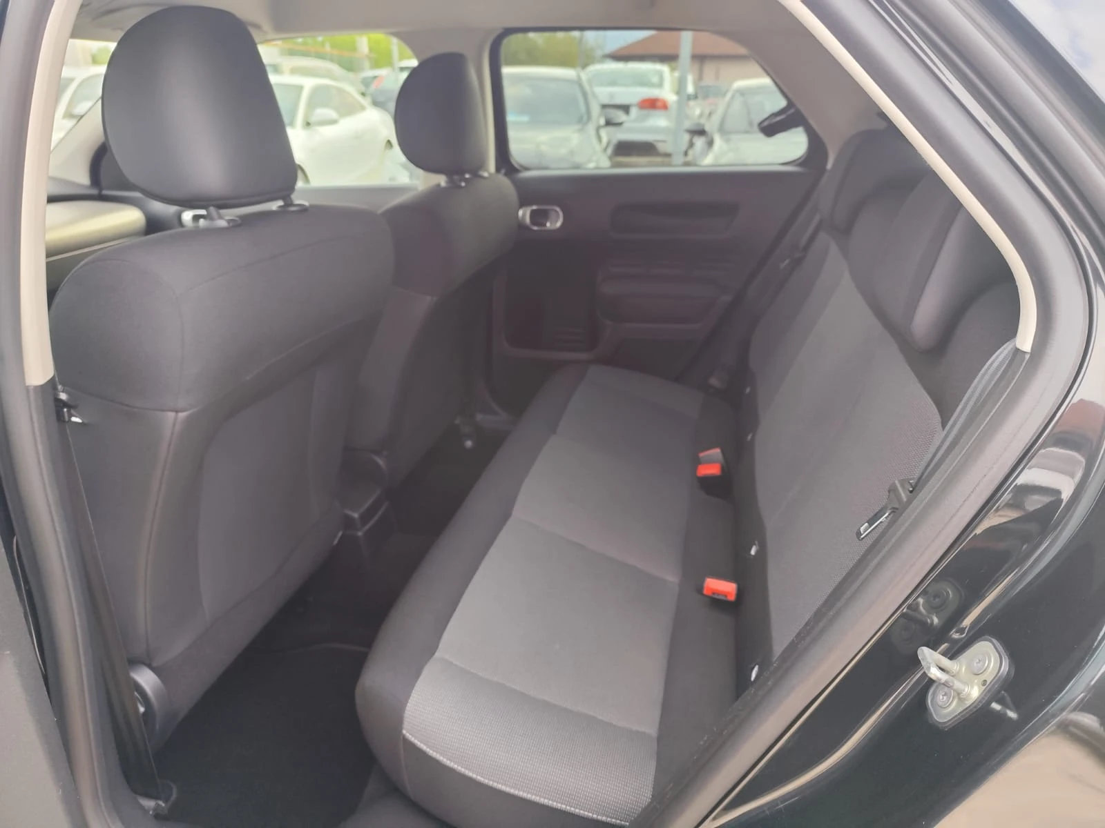 Citroen C4 Cactus 1.6 дизел Автомат | Mobile.bg — изображение 15