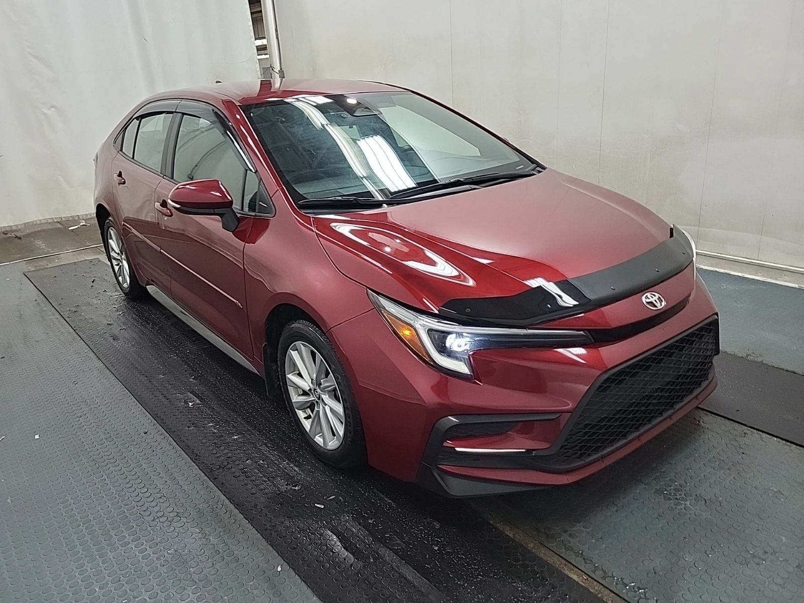 Toyota Corolla SE * * CARFAX * * АВТО КРЕДИТ * *  - изображение 2